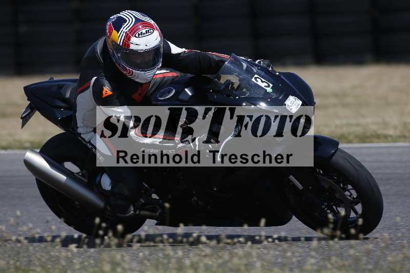 Archiv-2023/28 05.06.2023 Moto Club Anneau du Rhin/blanc-novice/3